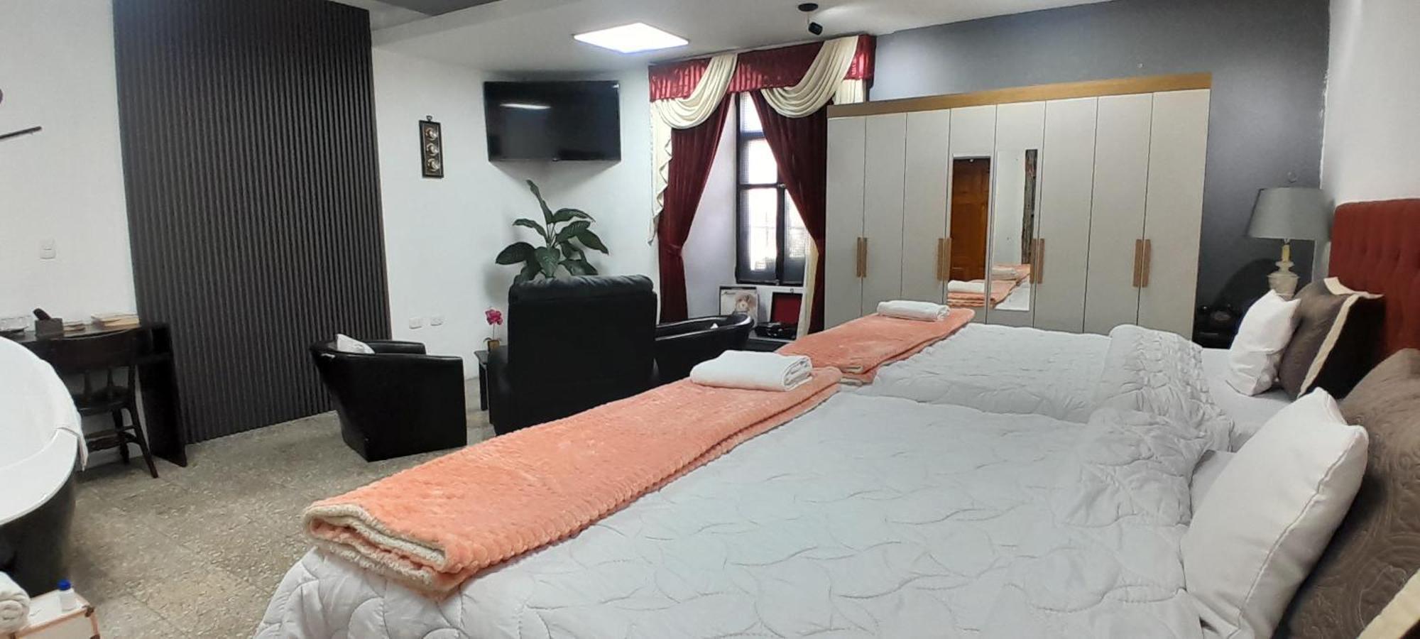 Hotel Vintage "Rialto" Кетцалтенанго Екстериор снимка